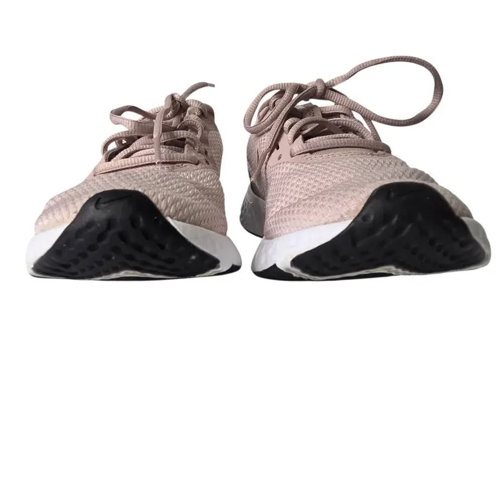 Nike Women's SZ 6.5 Revolution‎ Running Shoe Barely Rose Pink BQ3207-600